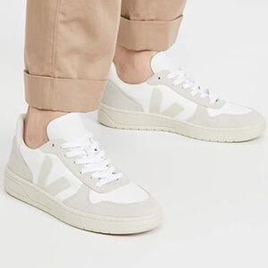 Veja Women V-90 Sneakers Extra White - Cyprus